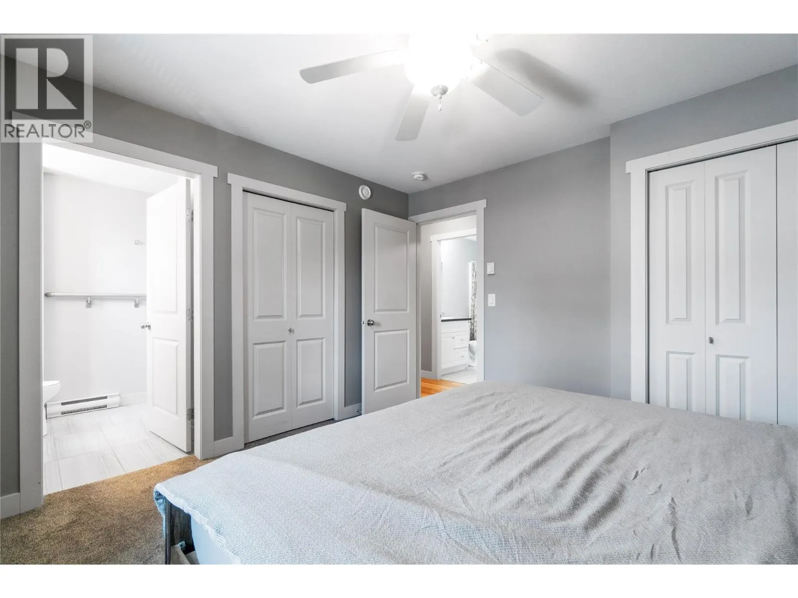 1449 1 Avenue NE Unit# 404