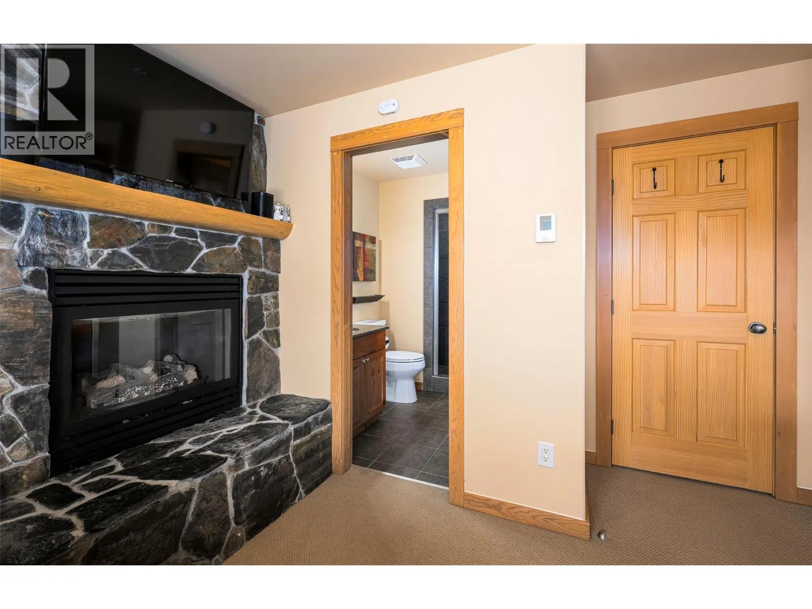 360 Whitehorse Lane Unit# 16