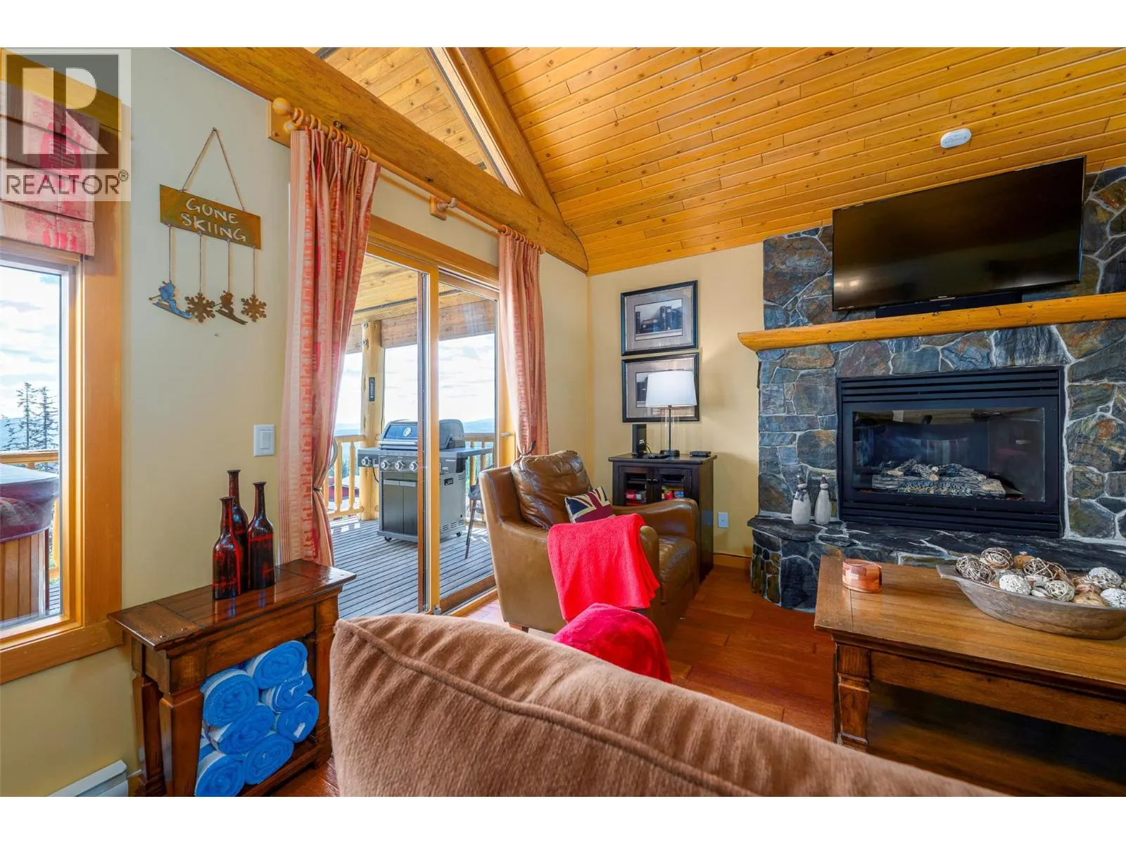 360 Whitehorse Lane Unit# 16