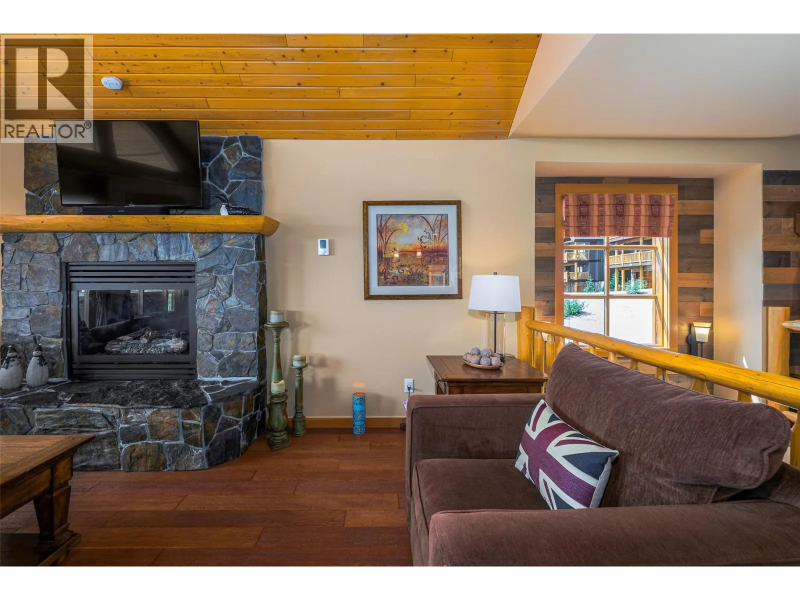 360 Whitehorse Lane Unit# 16