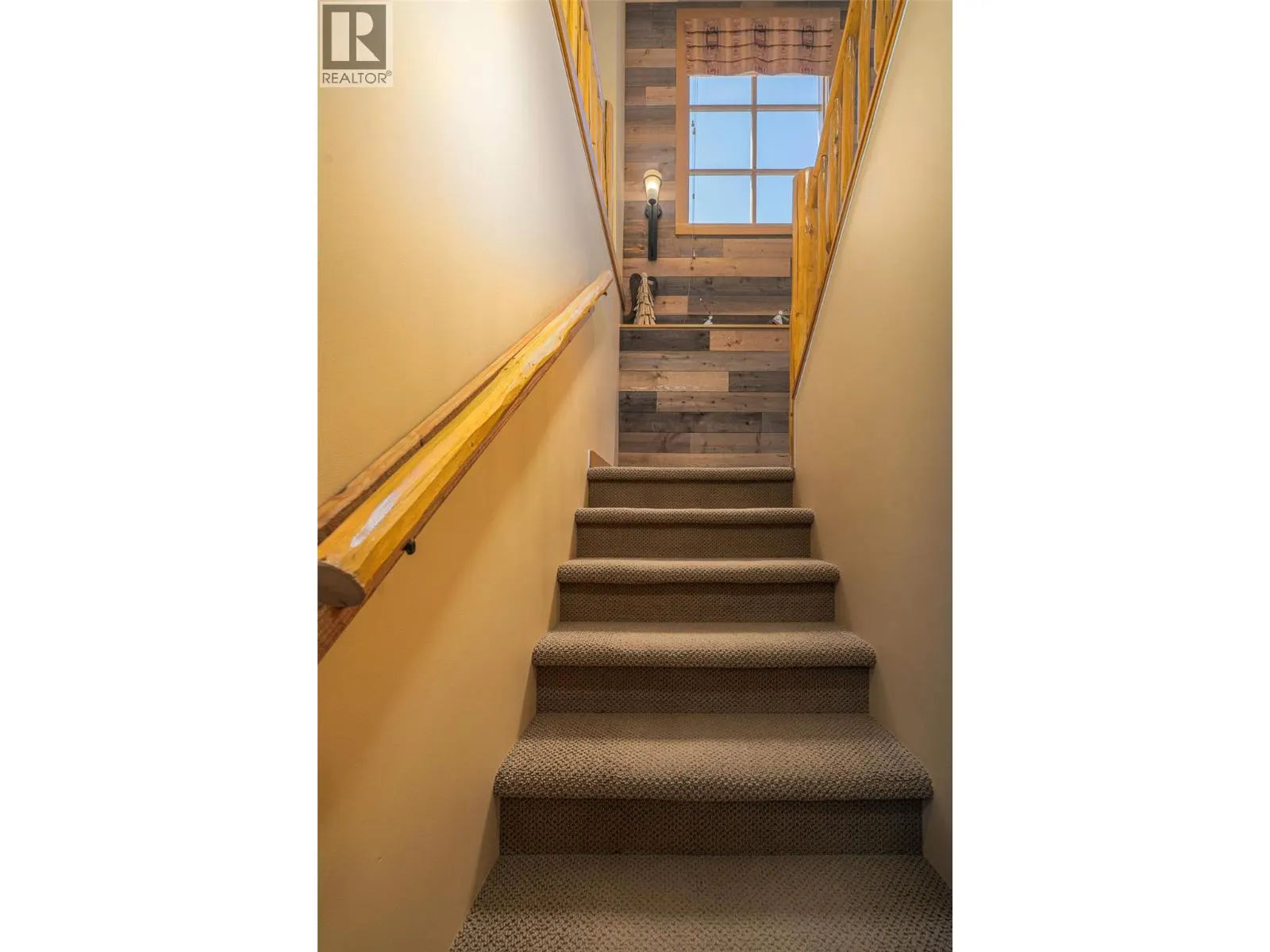 360 Whitehorse Lane Unit# 16