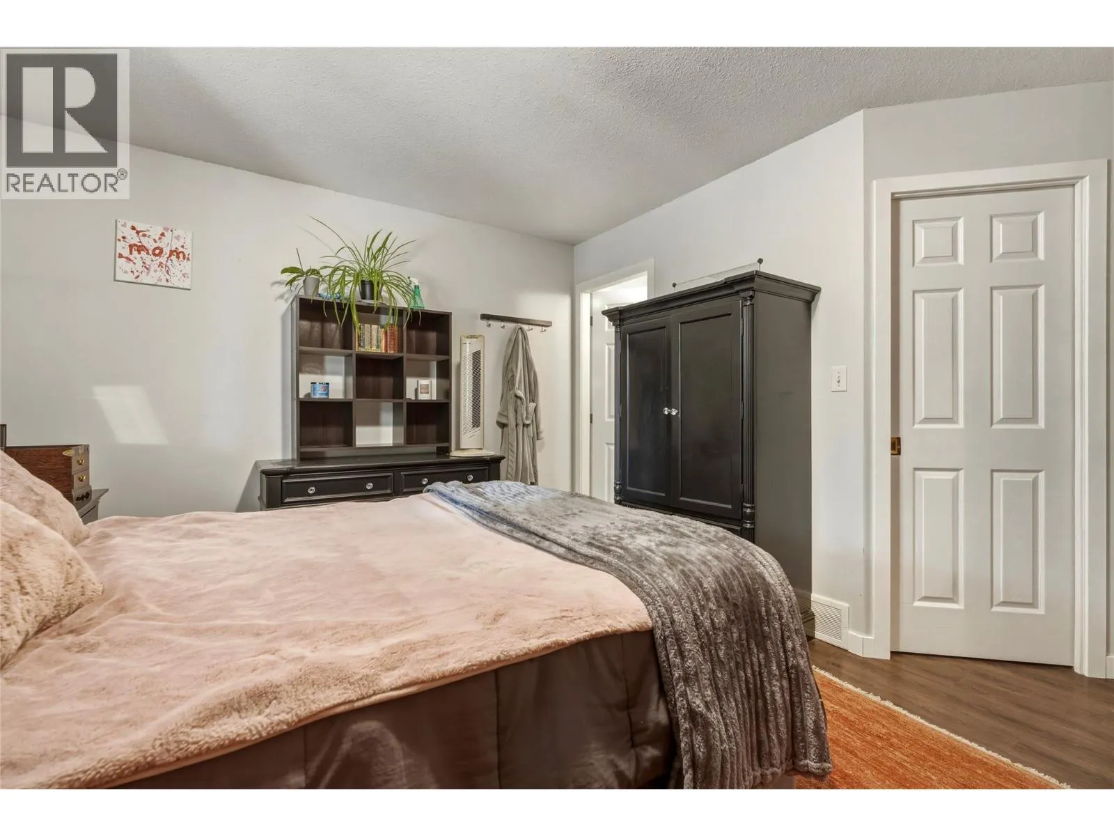2228 Linea Crescent