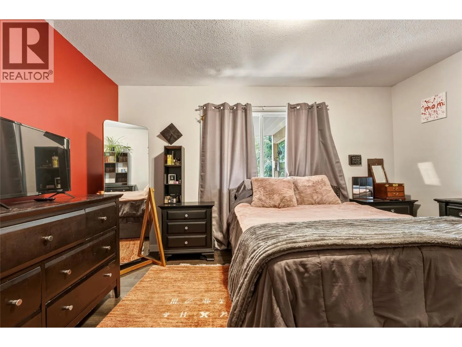 2228 Linea Crescent