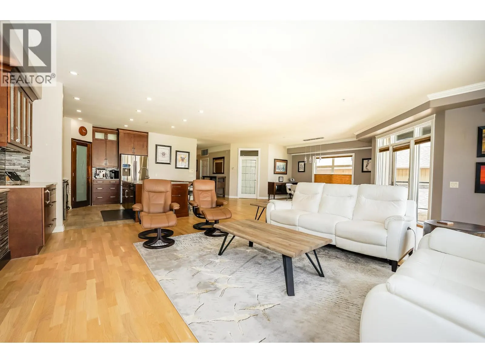 160 Harbourfront Drive Unit# 302