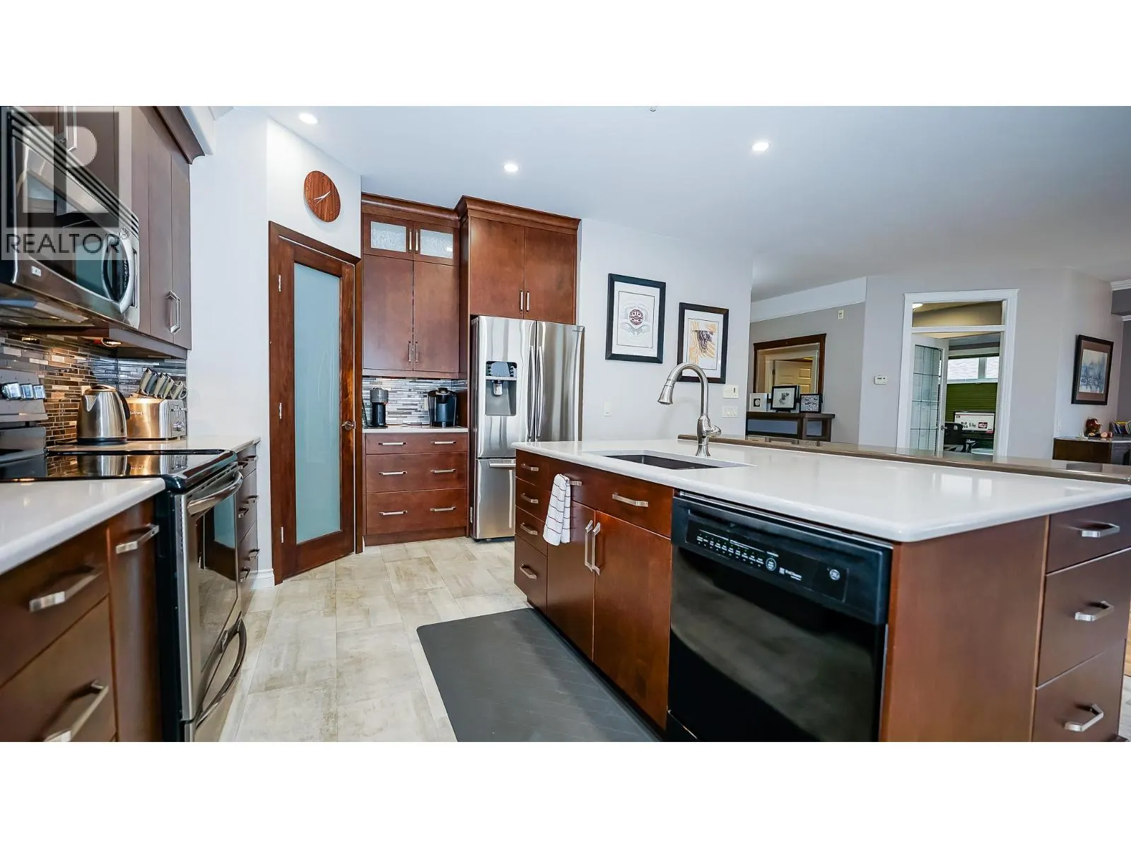160 Harbourfront Drive Unit# 302