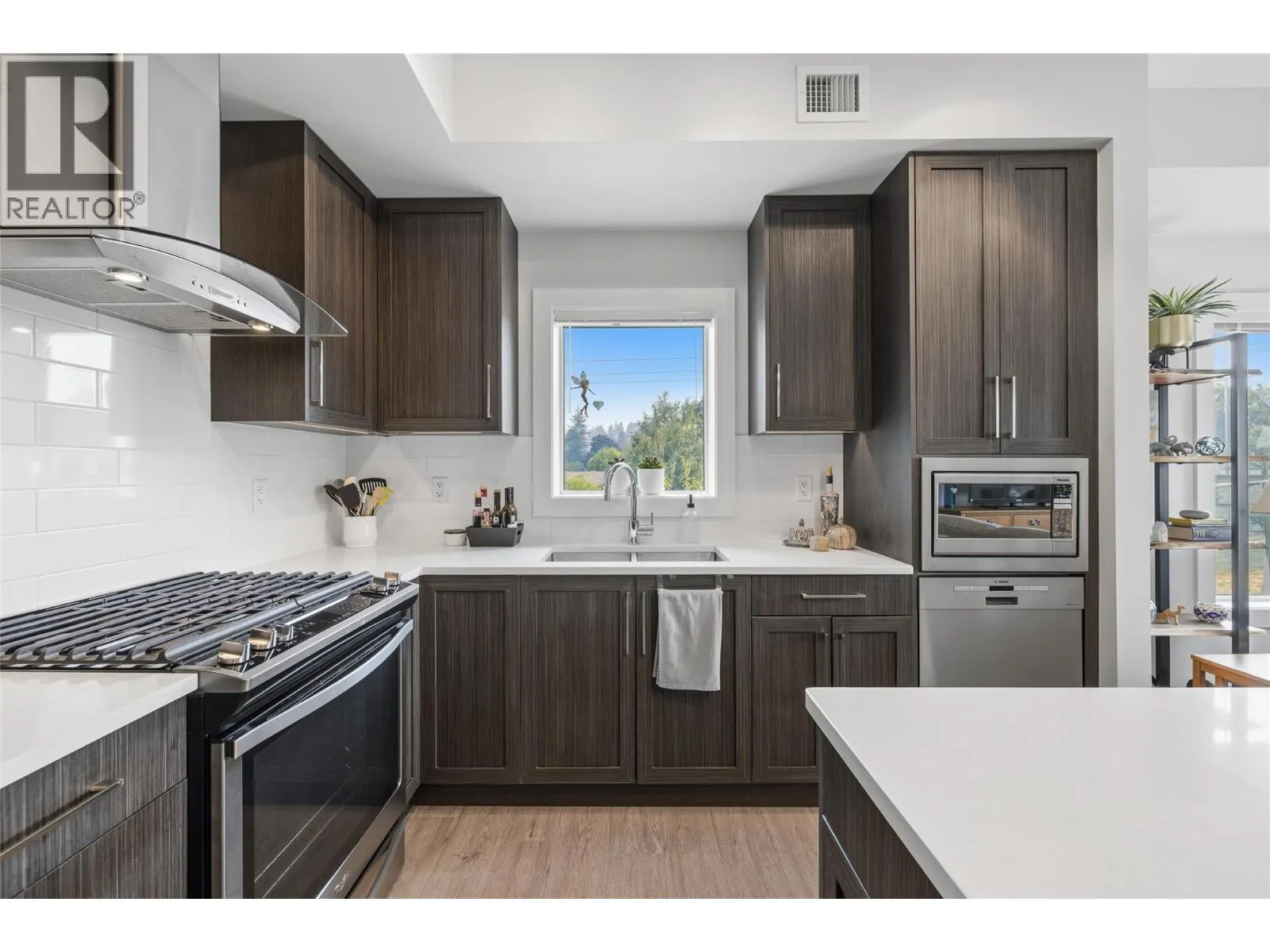4380 Lakeshore Road Unit# PH21