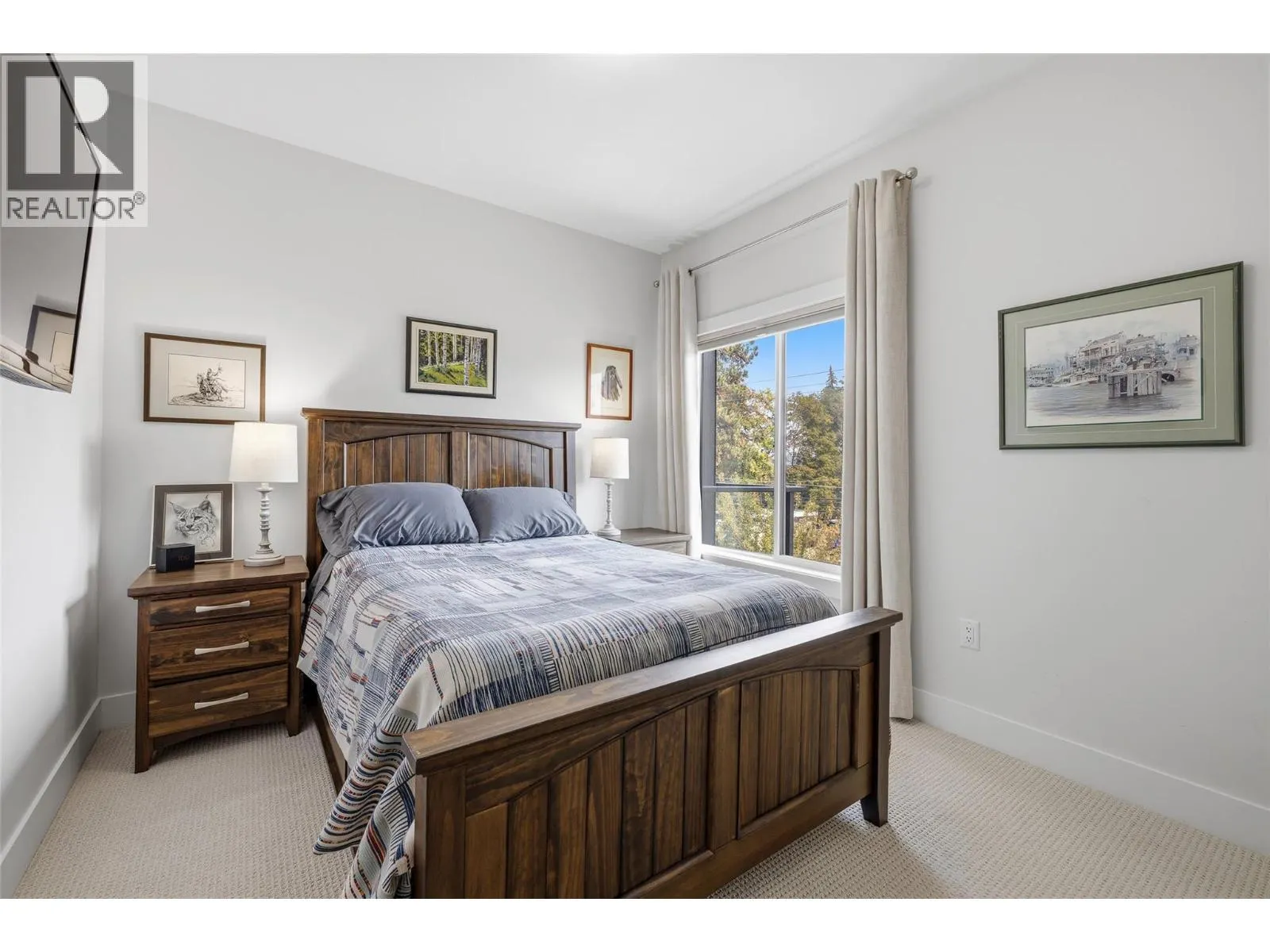 4380 Lakeshore Road Unit# PH21