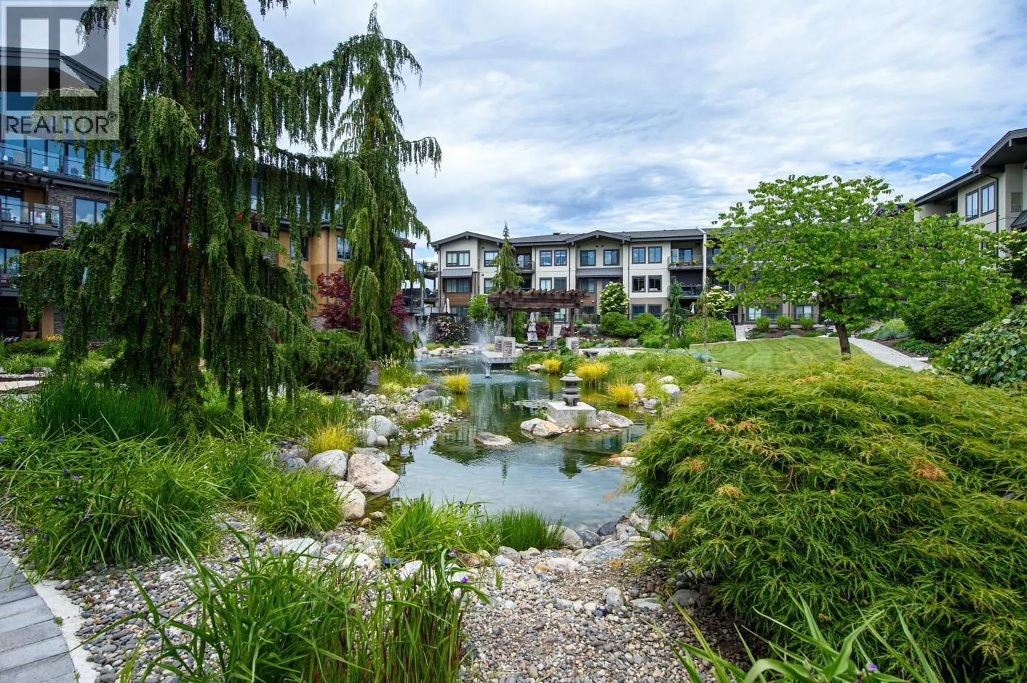 4380 Lakeshore Road Unit# PH21