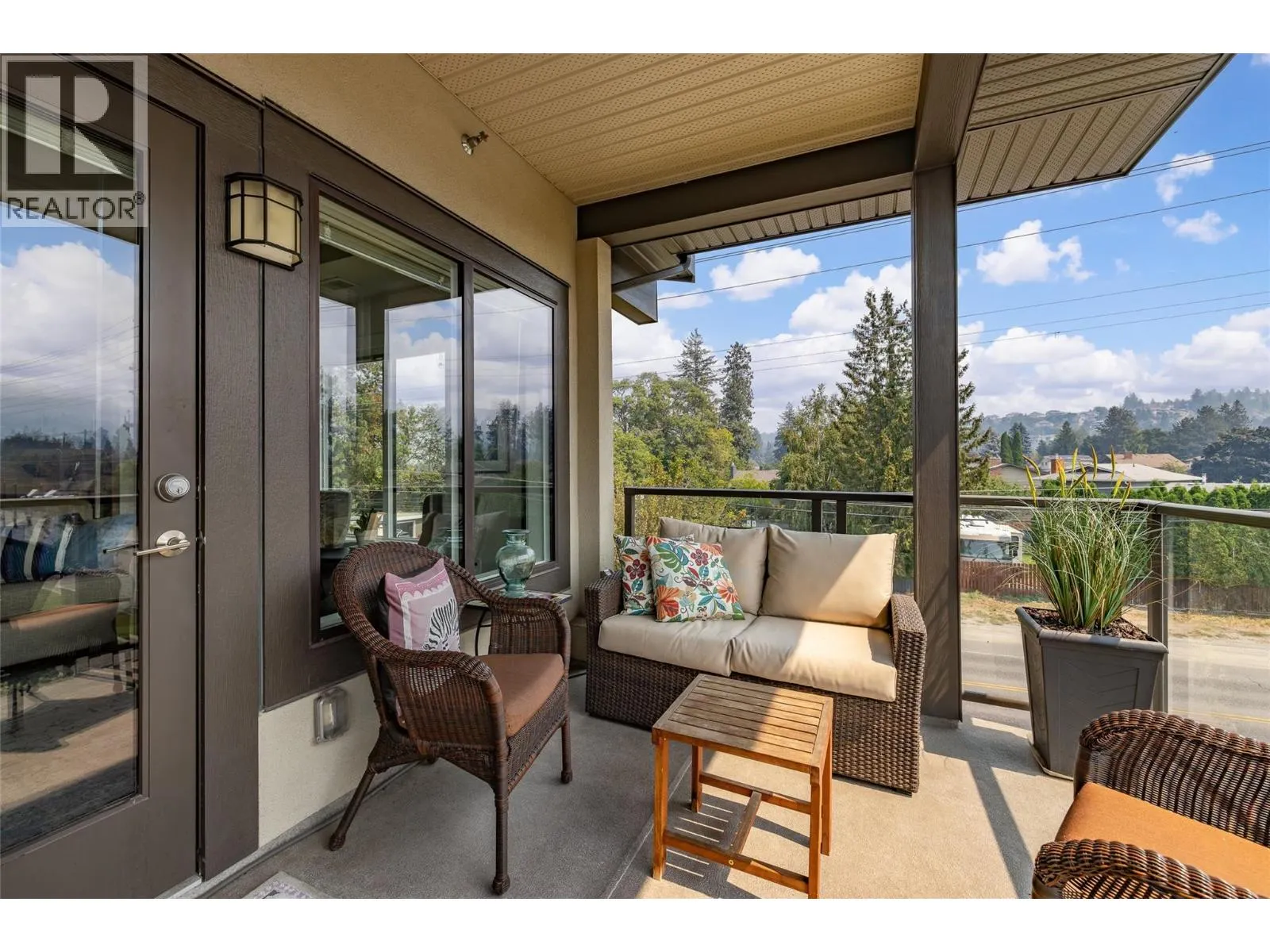 4380 Lakeshore Road Unit# PH21