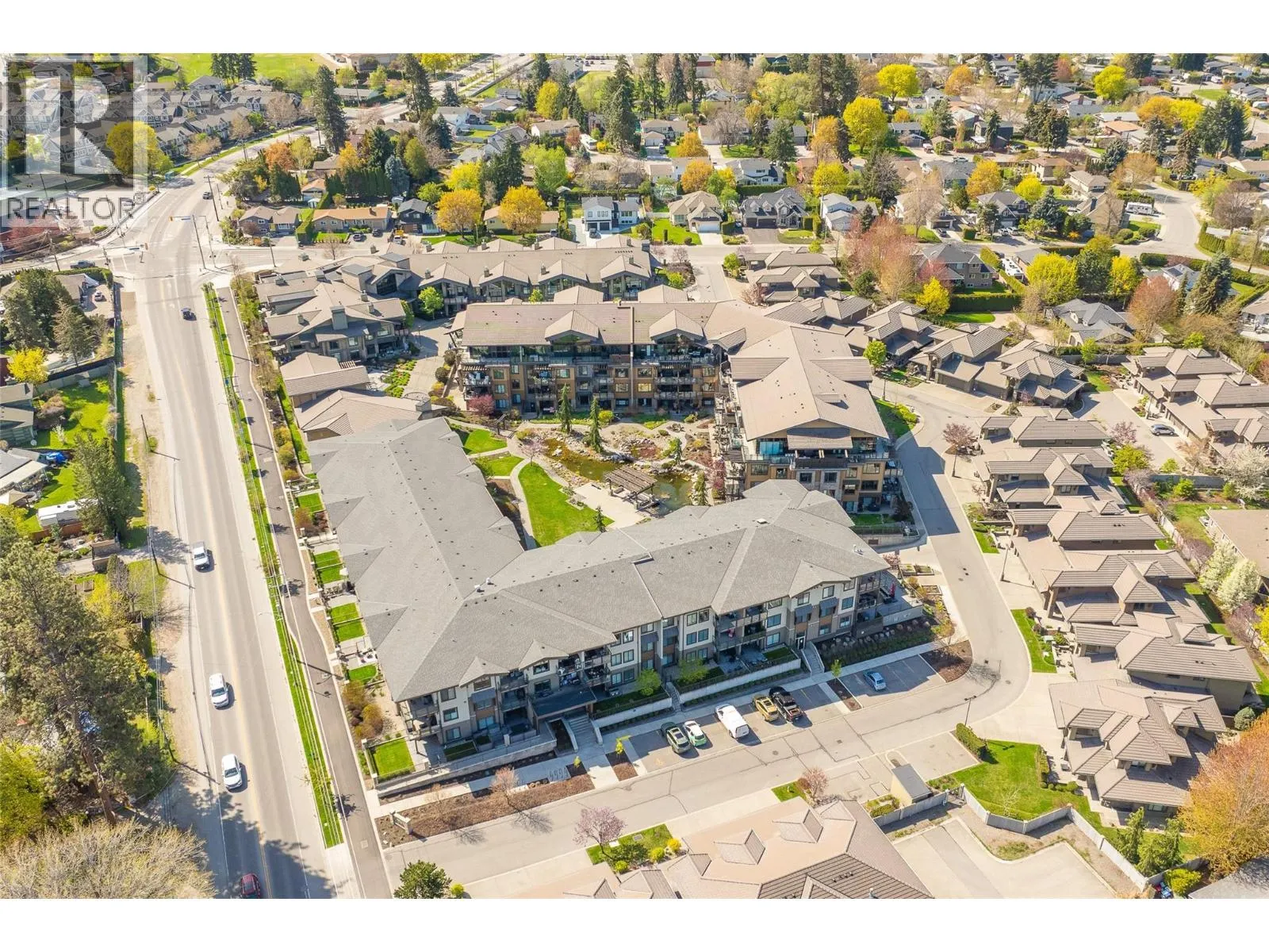 4380 Lakeshore Road Unit# PH21