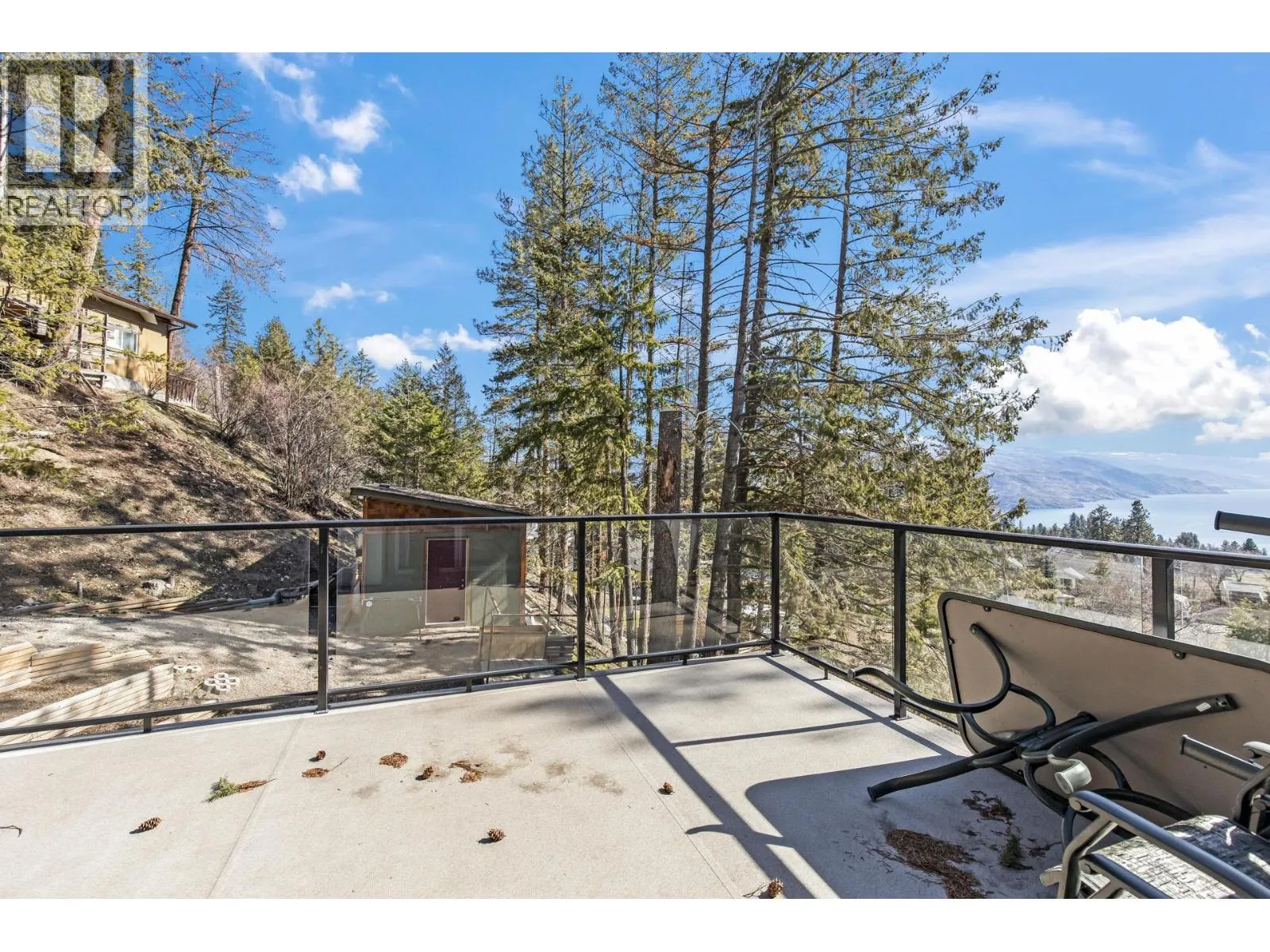 6333 Forest Hill Drive