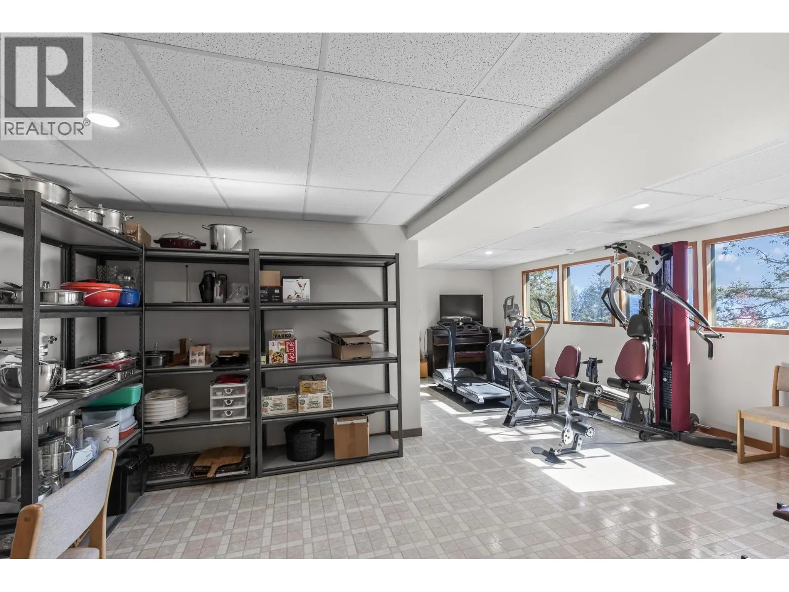 6333 Forest Hill Drive