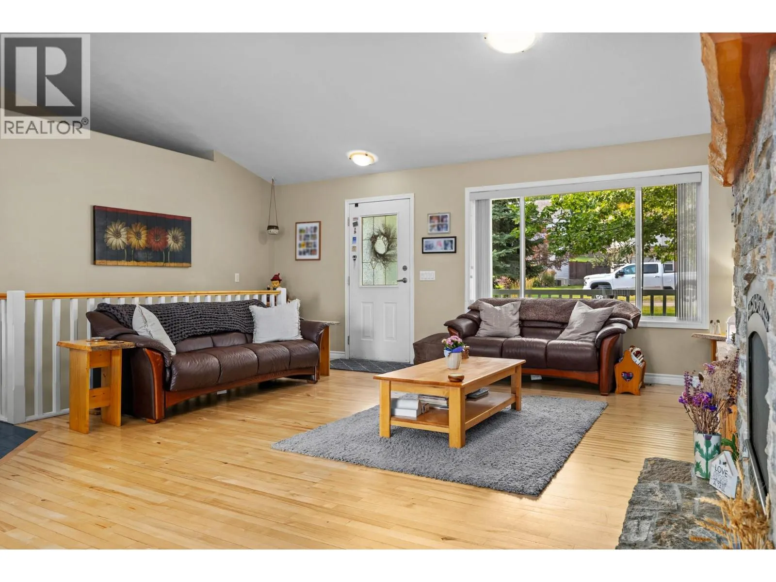 2735 Northview Place