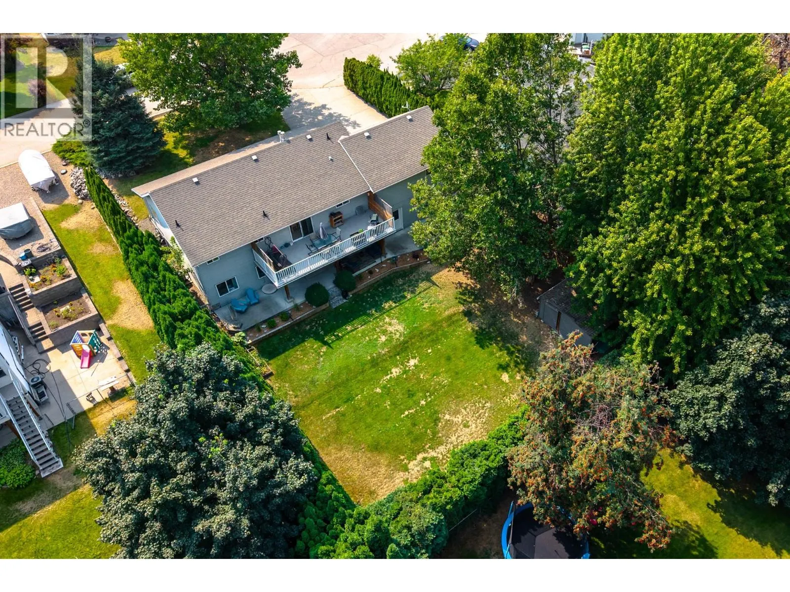 2735 Northview Place