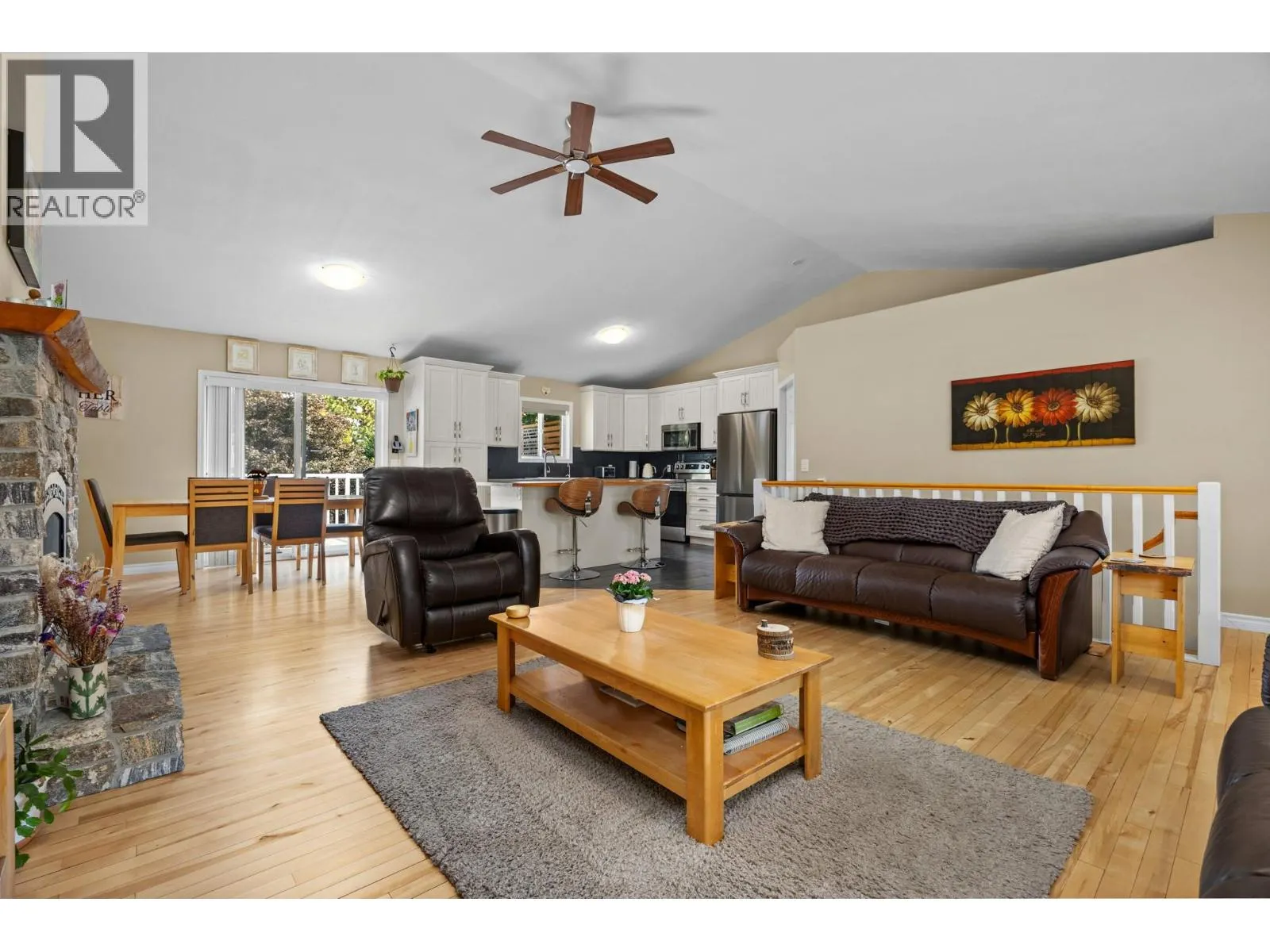 2735 Northview Place