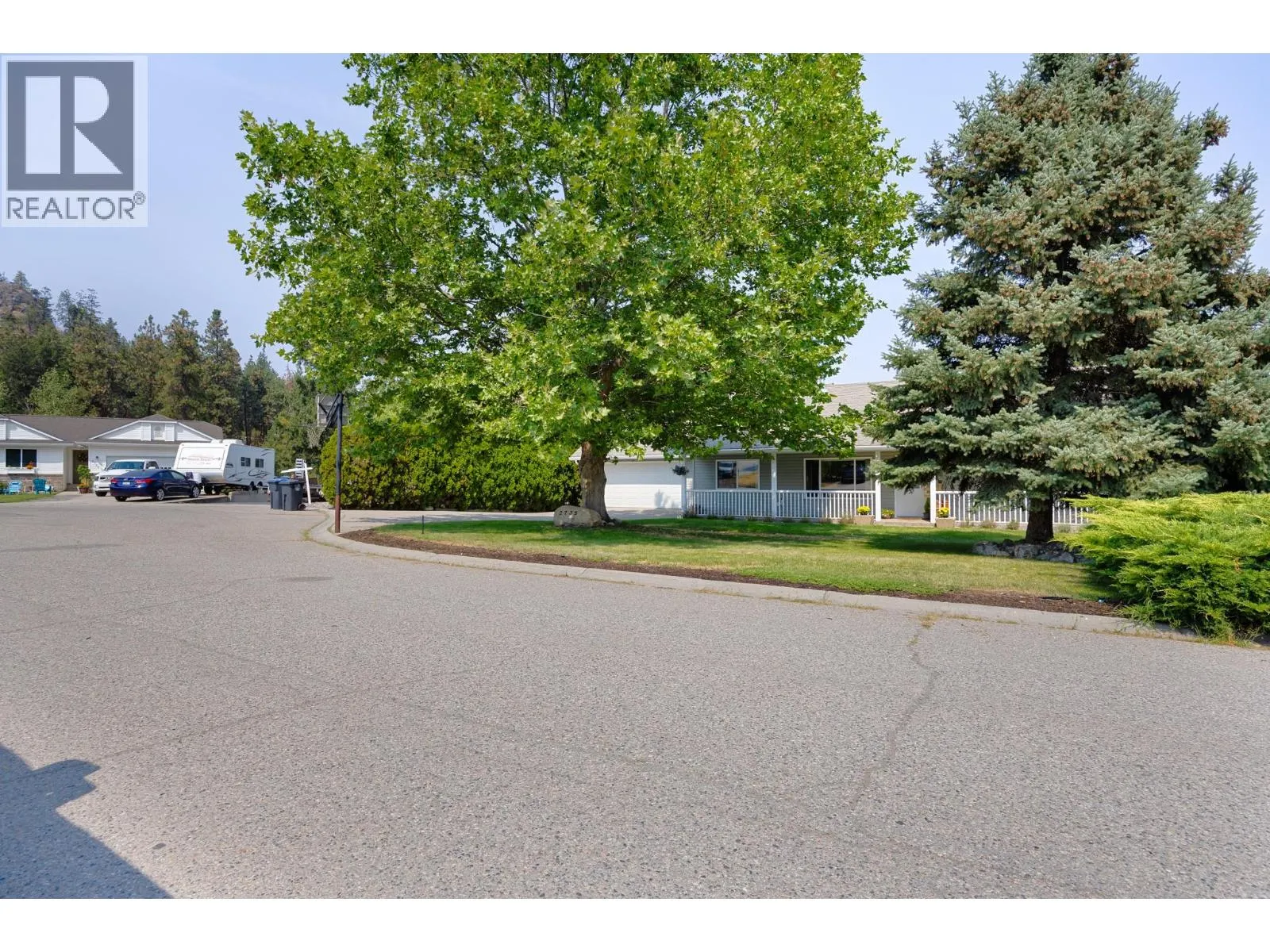 2735 Northview Place