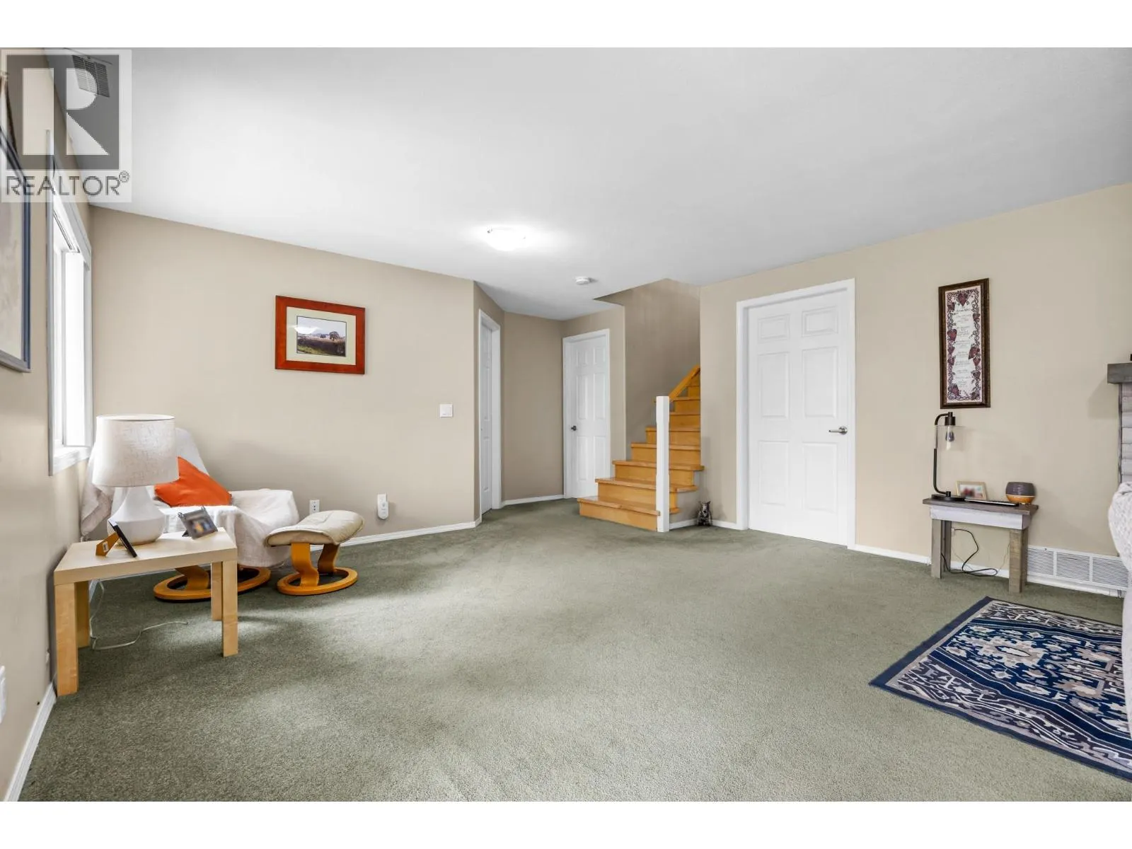 2735 Northview Place