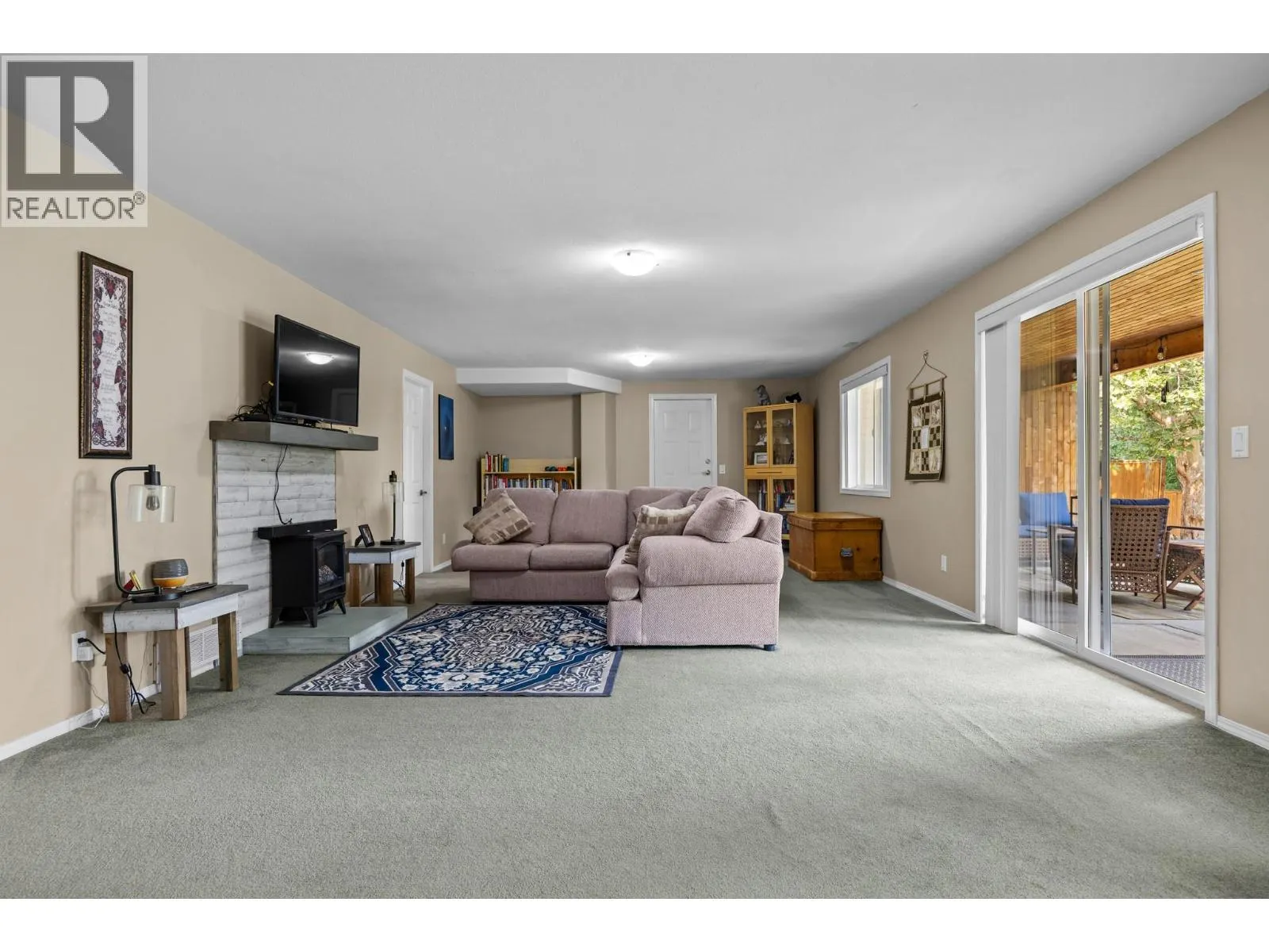 2735 Northview Place