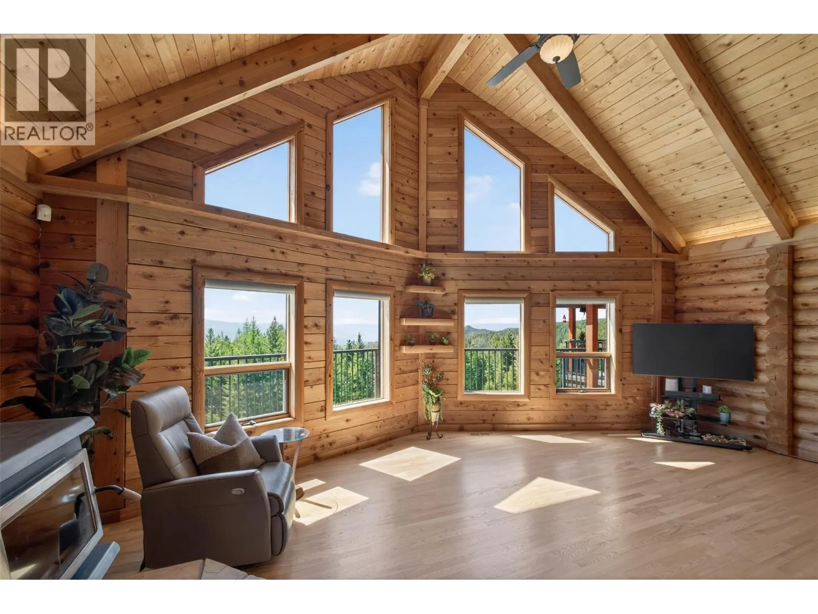 7319 Trapper Court
