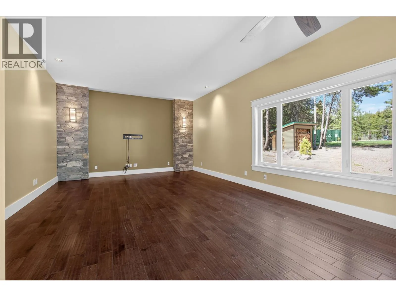 7319 Trapper Court
