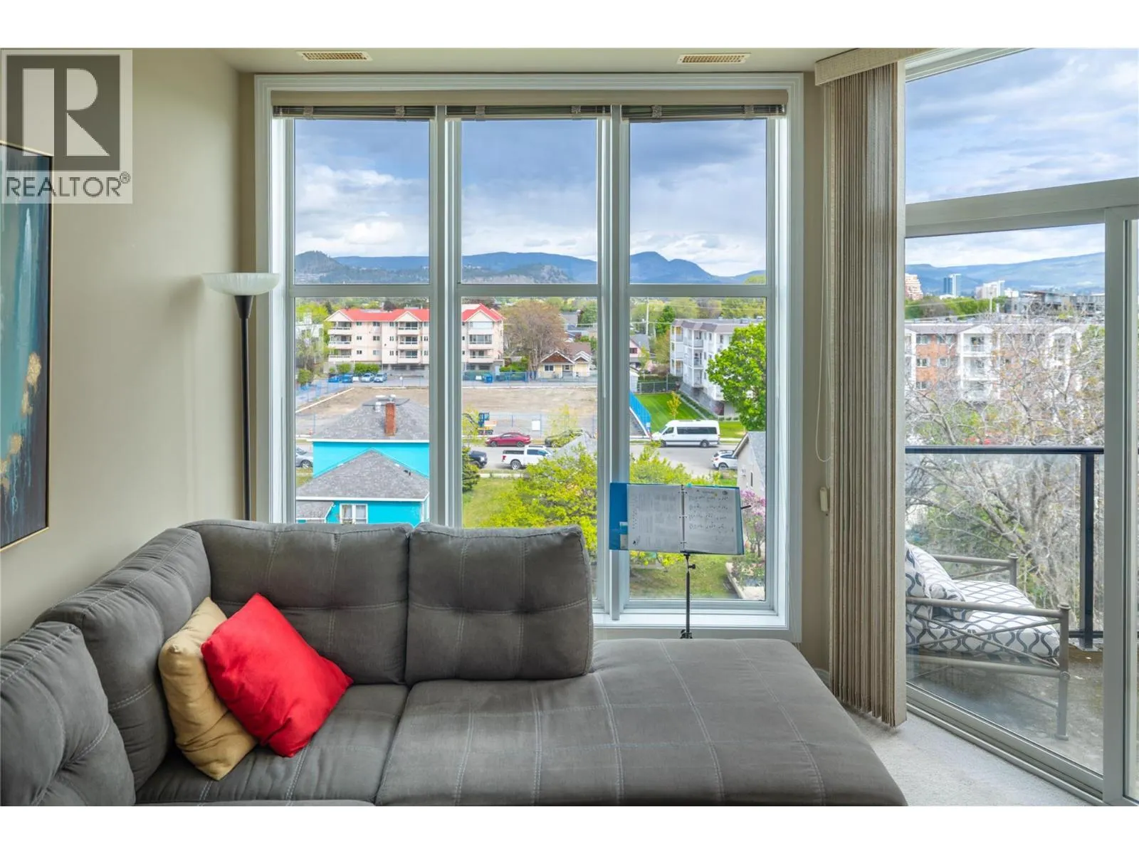 1327 St Paul Street Unit# 408