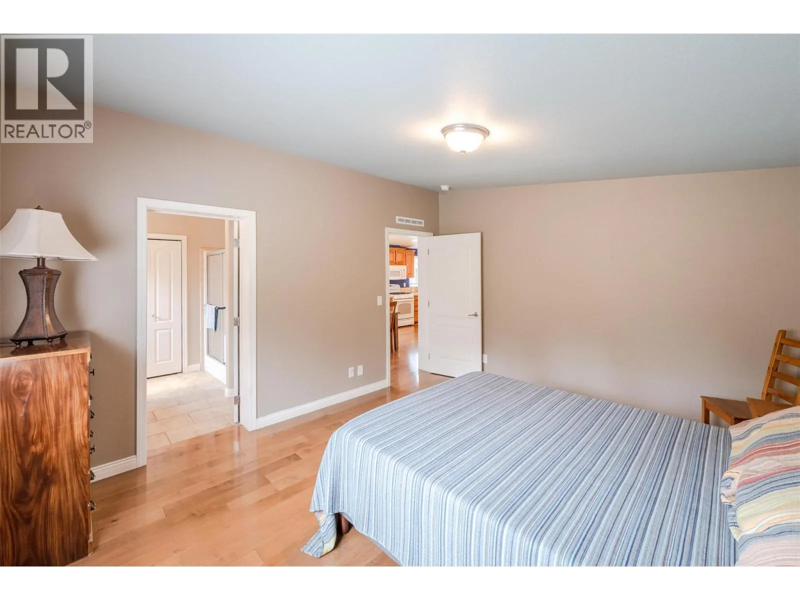 8300 GALLAGHER LK FRONTAGE Road Unit# 7
