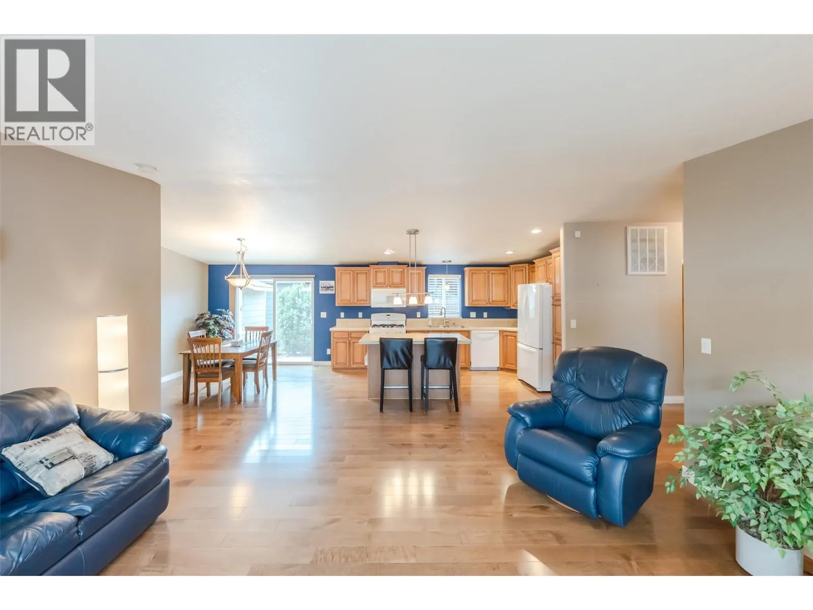 8300 GALLAGHER LK FRONTAGE Road Unit# 7