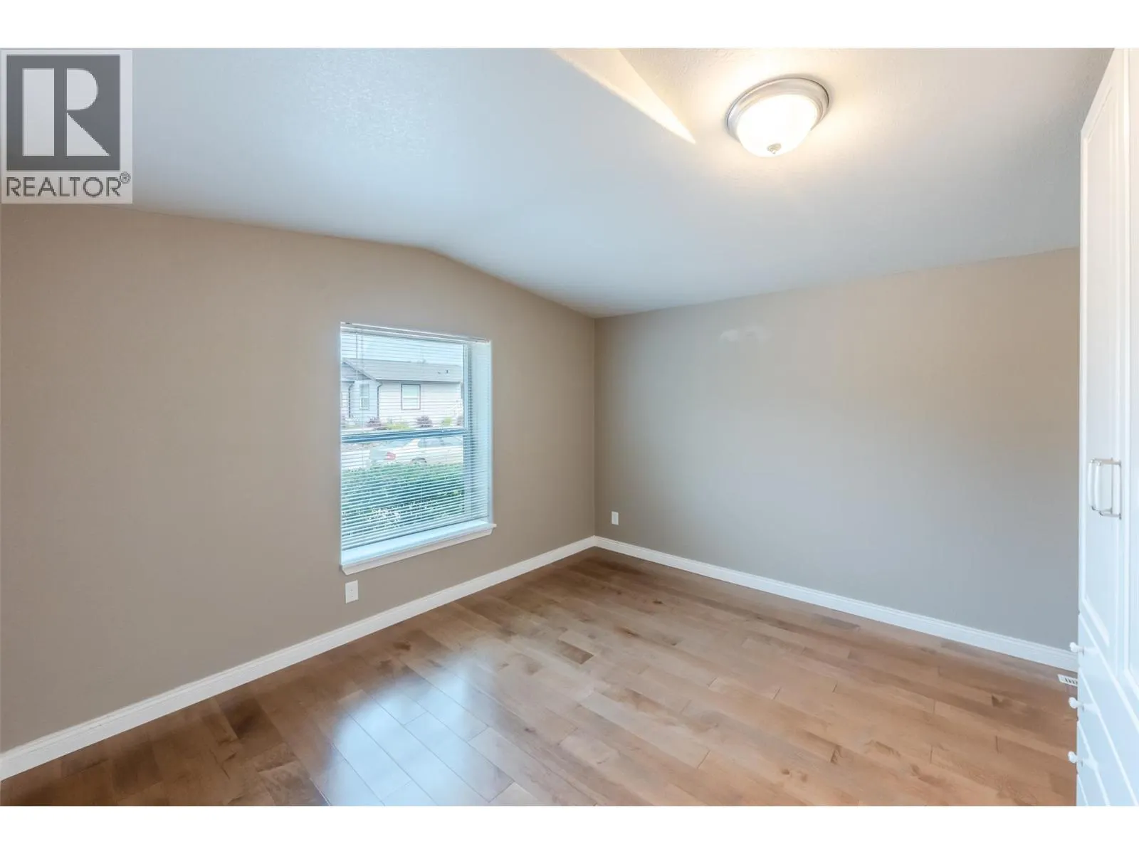 8300 GALLAGHER LK FRONTAGE Road Unit# 7
