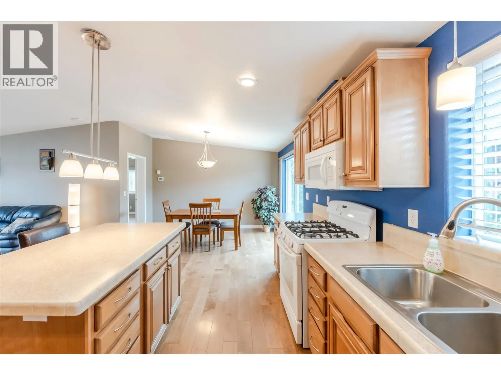 8300 GALLAGHER LK FRONTAGE Road Unit# 7
