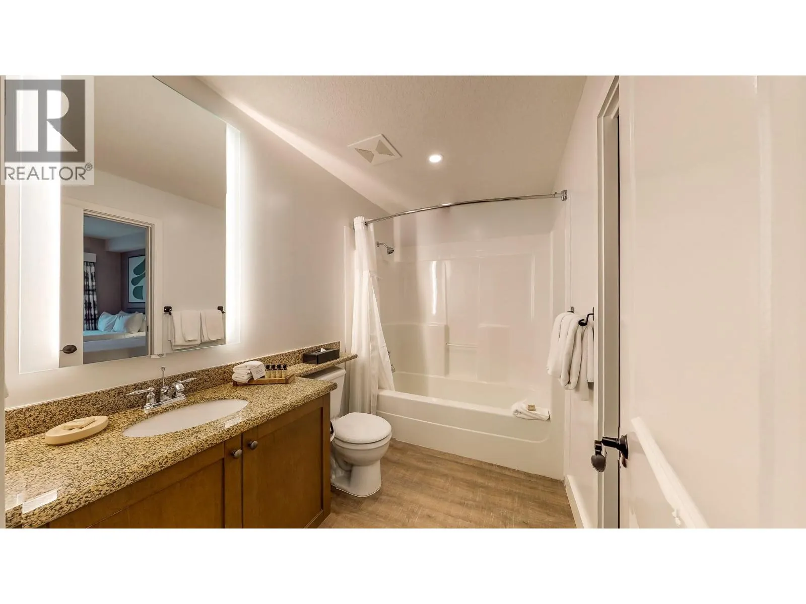 1200 RANCHER CREEK Road Unit# 215C