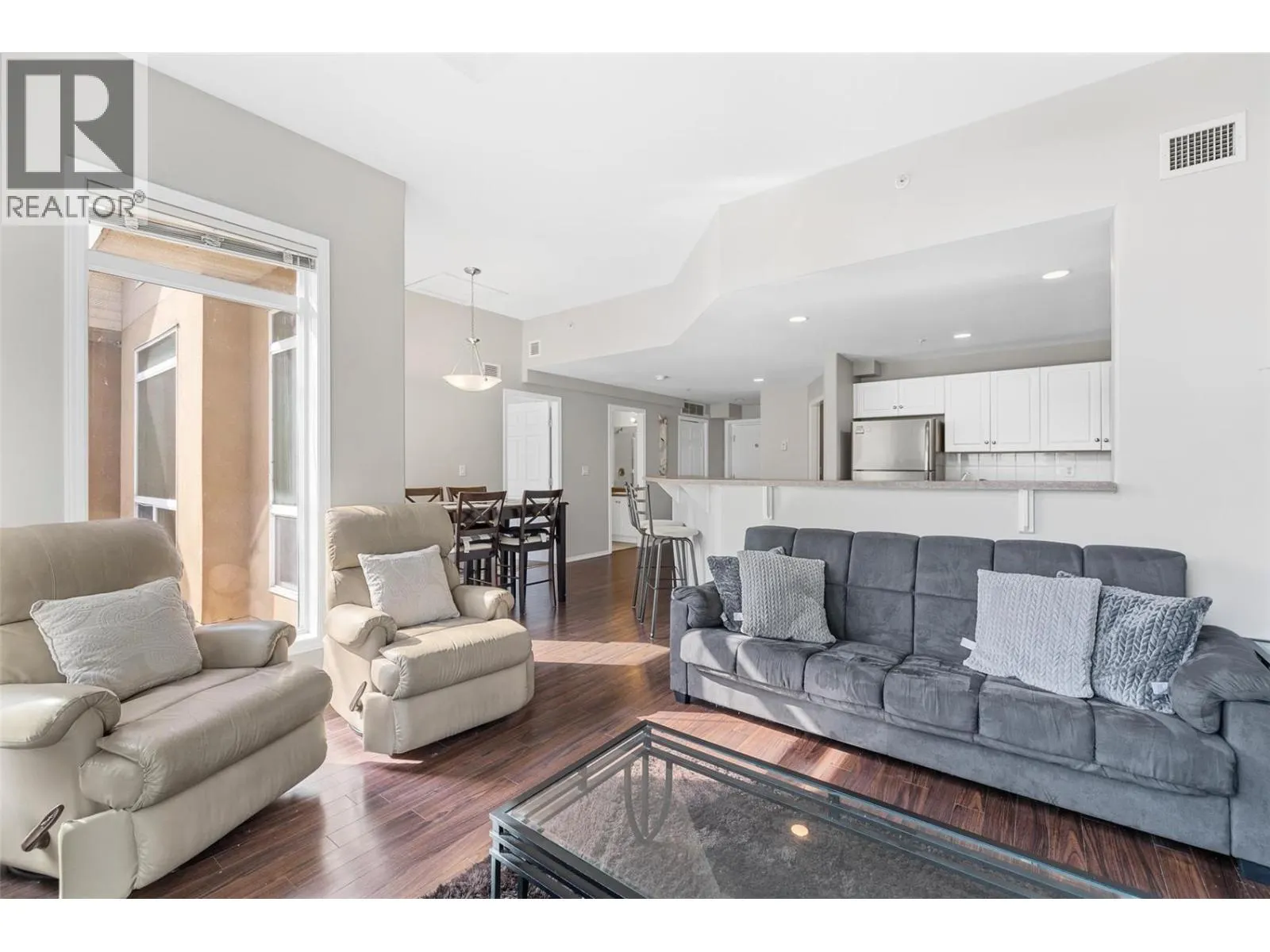1088 Sunset Drive Unit# 246