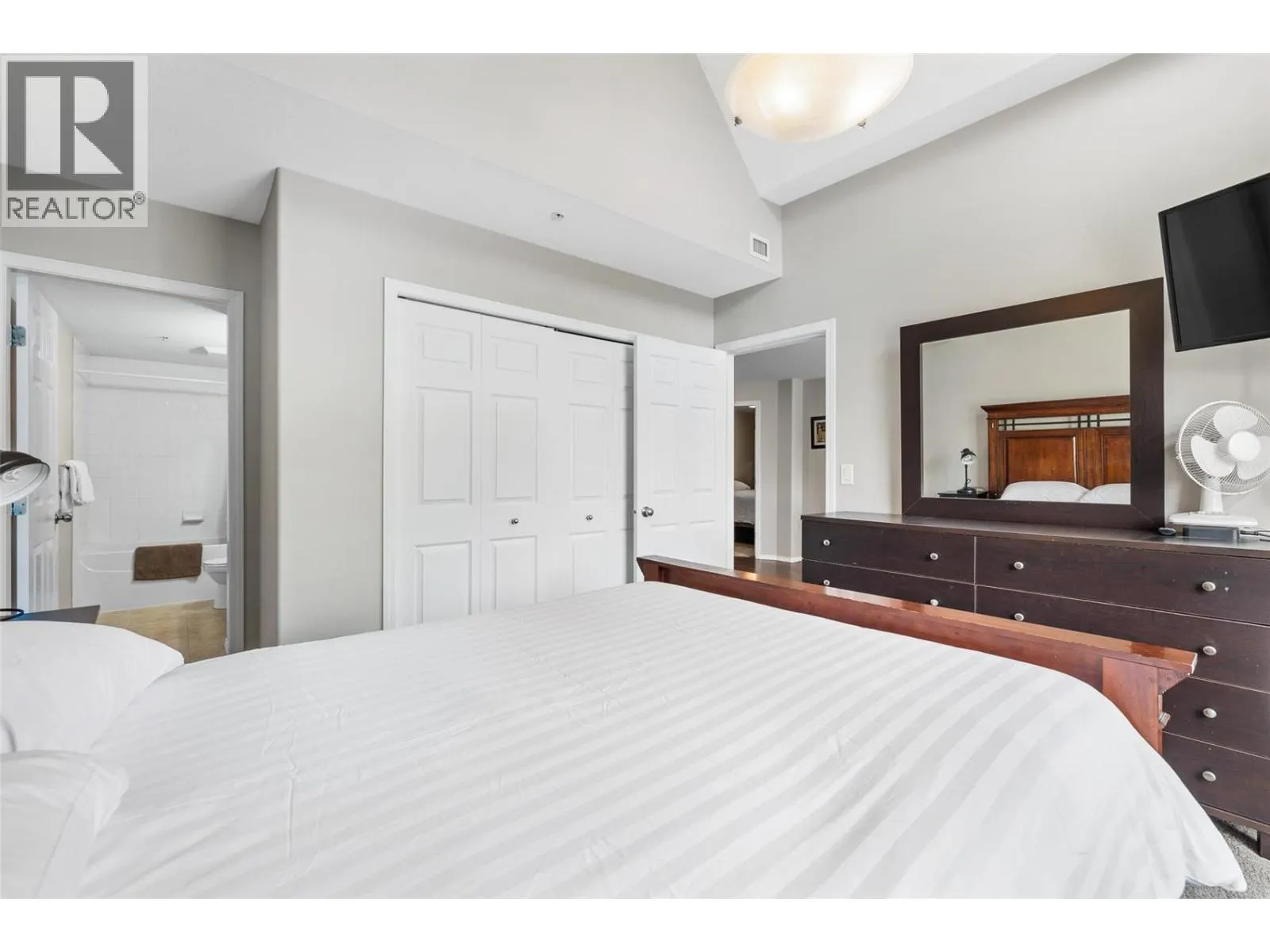 1088 Sunset Drive Unit# 246