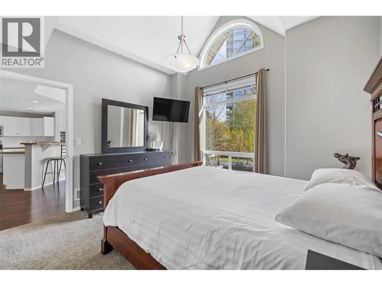 1088 Sunset Drive Unit# 246