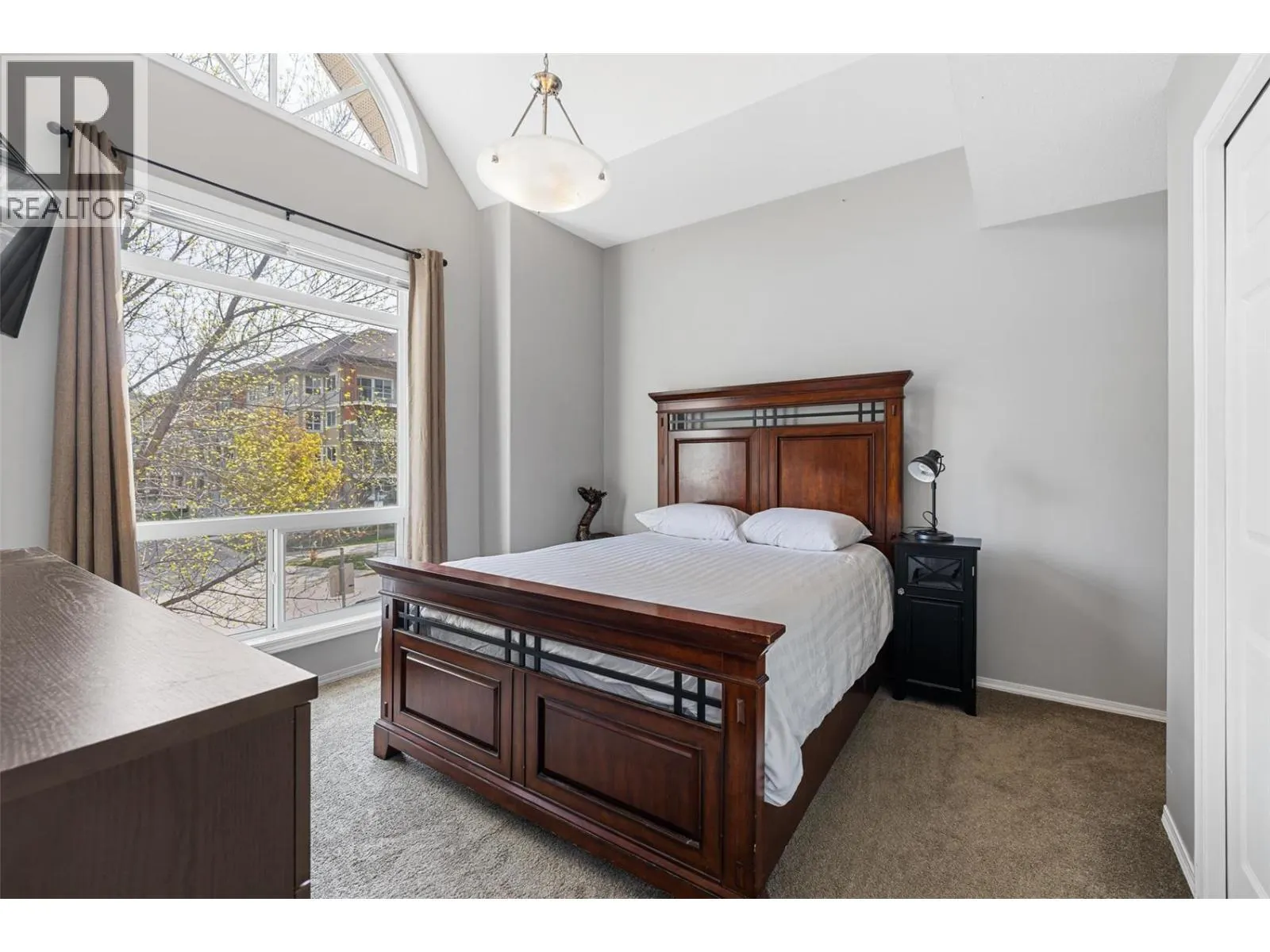 1088 Sunset Drive Unit# 246