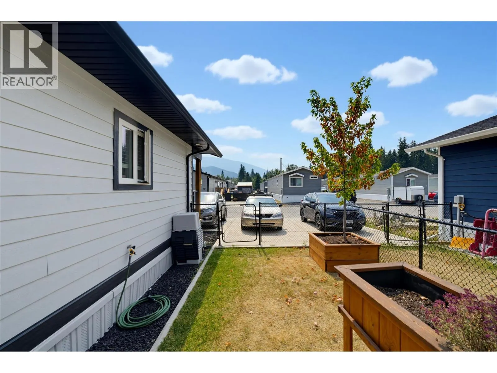 1705 Hillier Road Unit# 11
