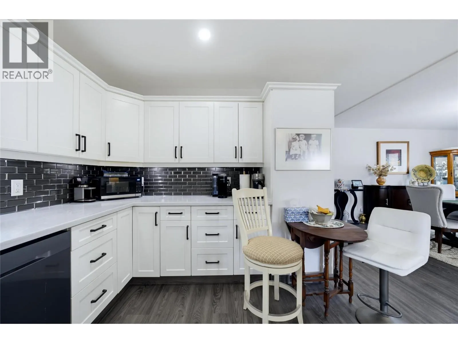 1705 Hillier Road Unit# 11