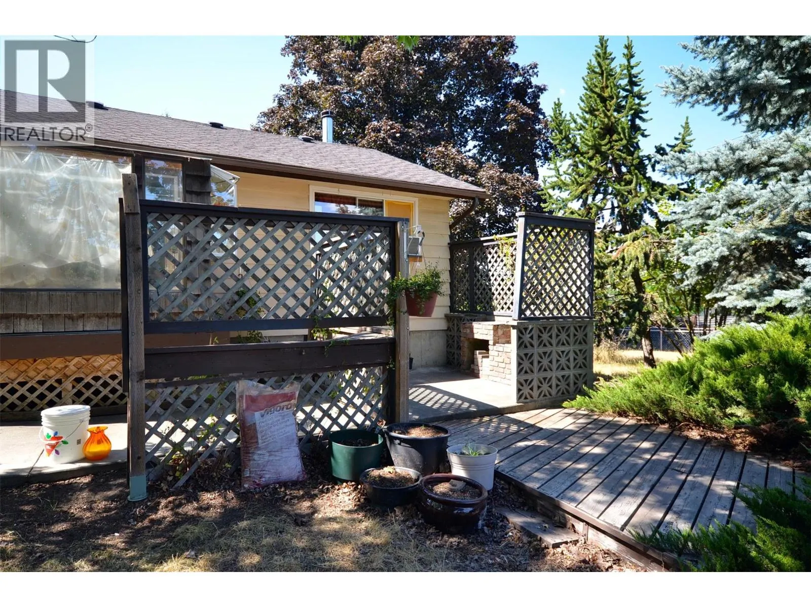 7609 Cunliffe Road