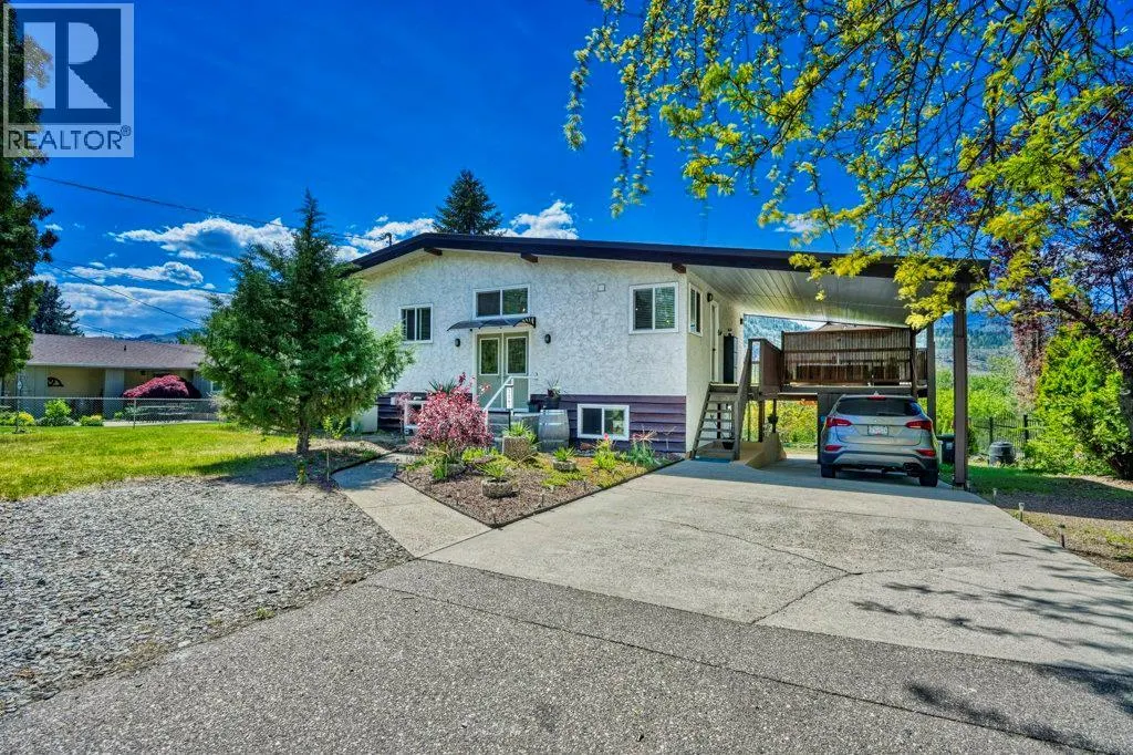 7562 CREST-A-WAY Road