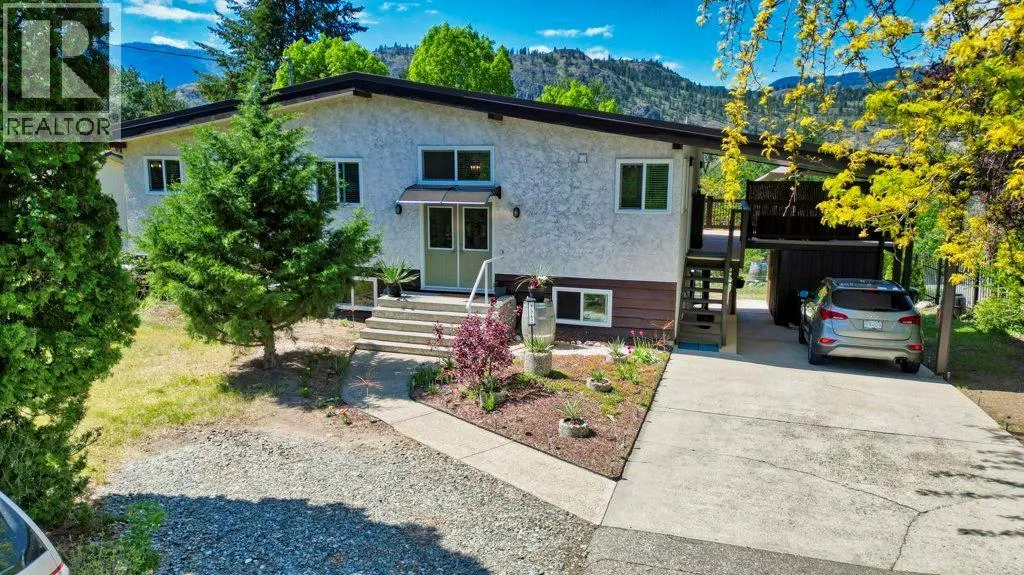 7562 CREST-A-WAY Road