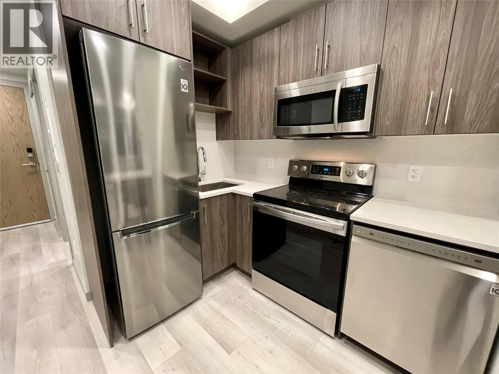 345 Dougall Road N Unit# 206
