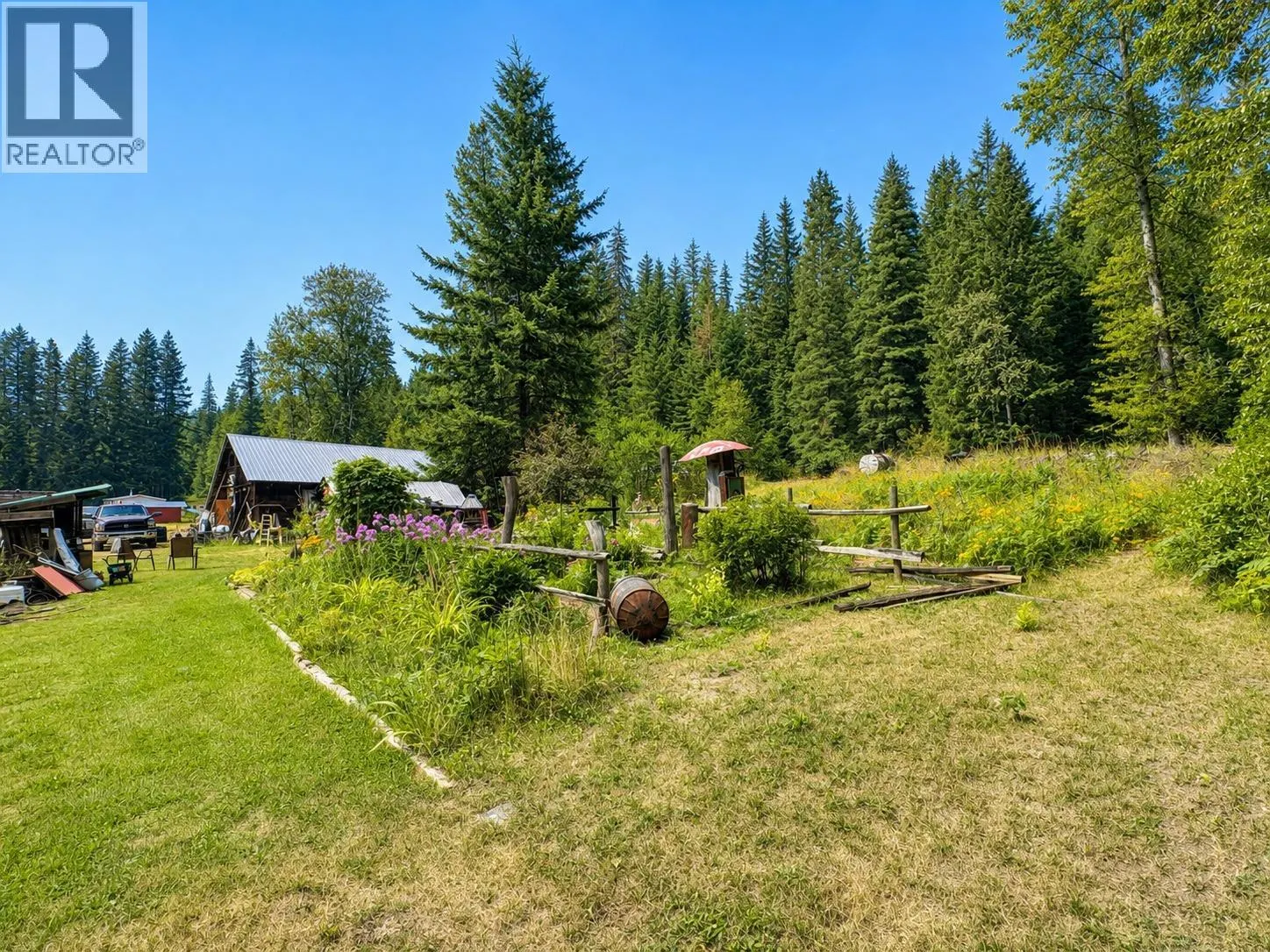 3233 Mabel Lake Road