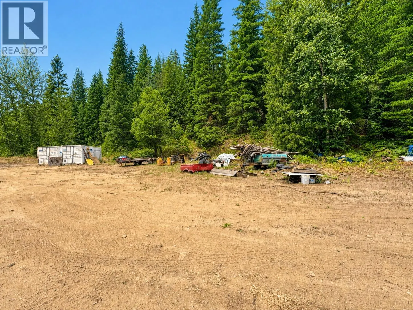 3233 Mabel Lake Road