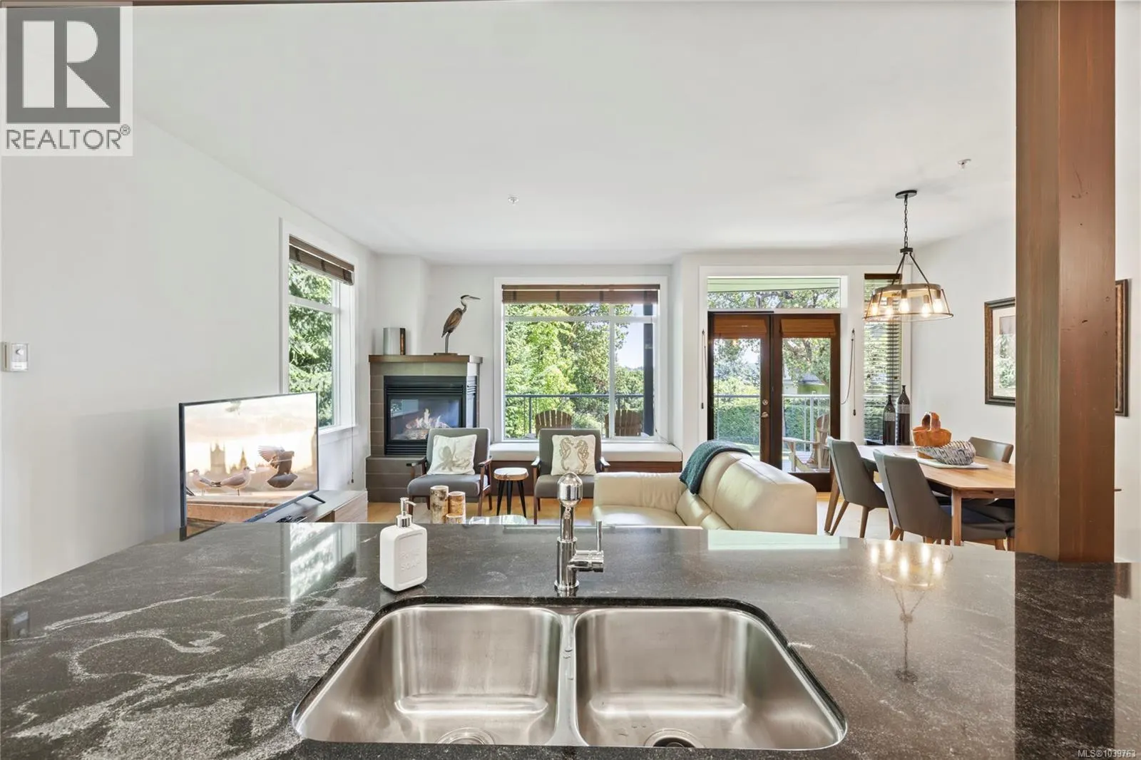 32 1059 Tanglewood Pl