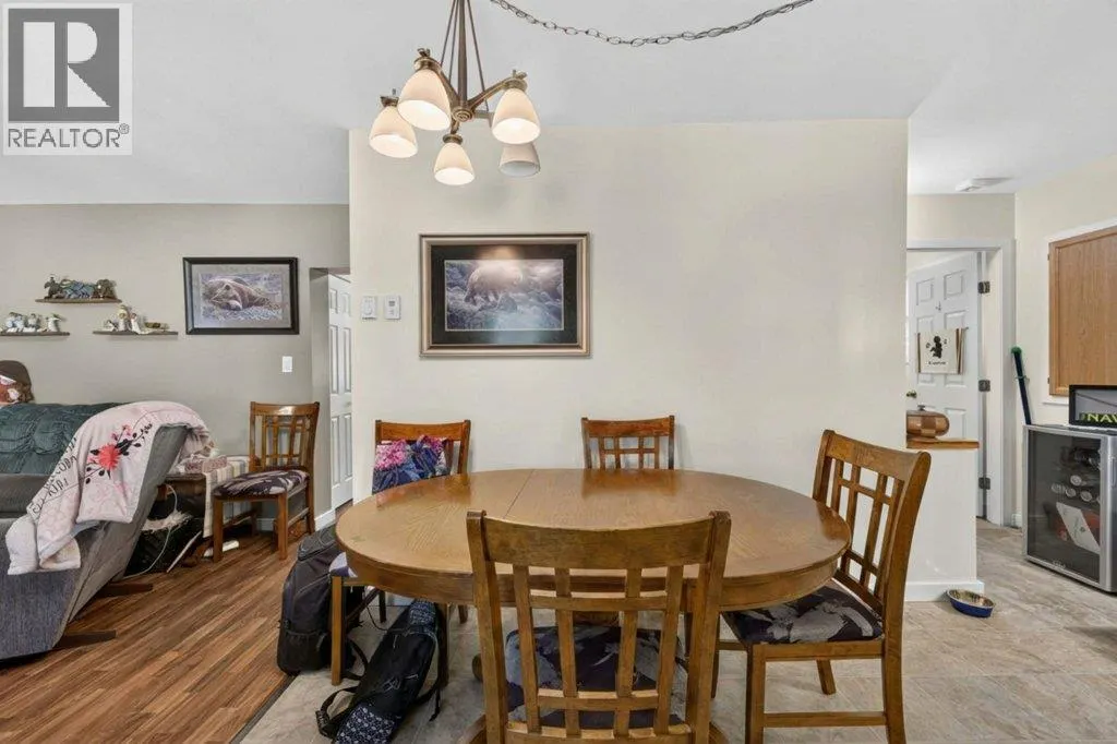 411 Christison Road SW
