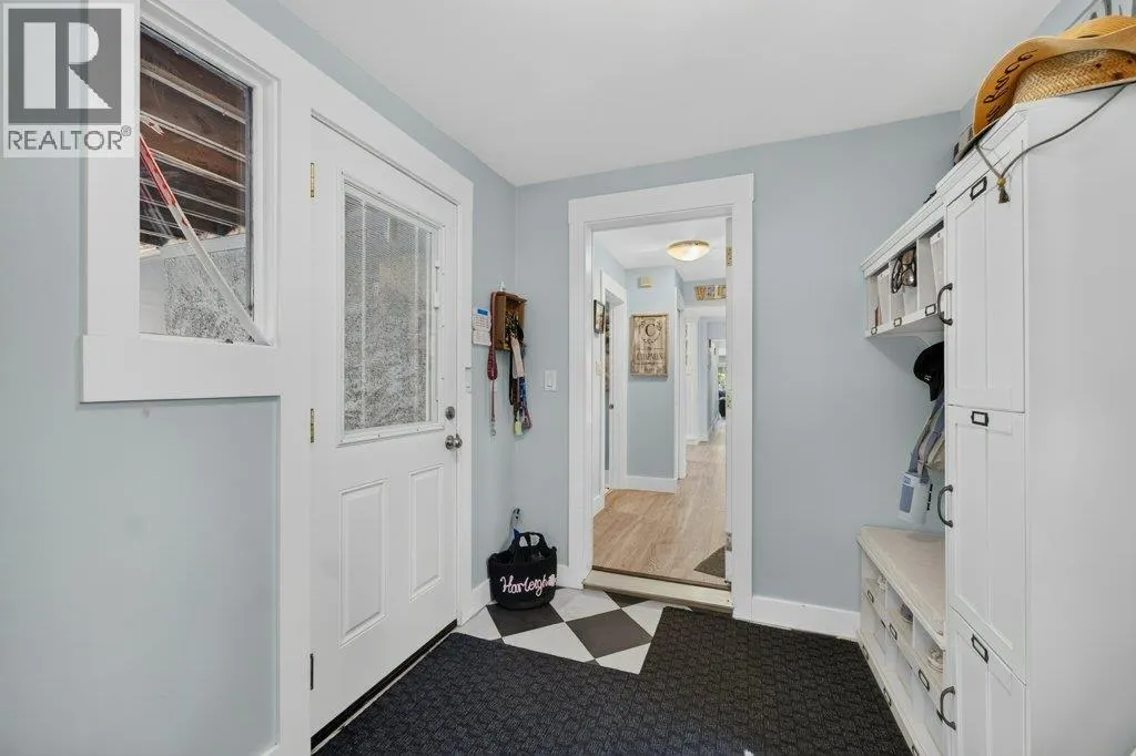 411 Christison Road SW