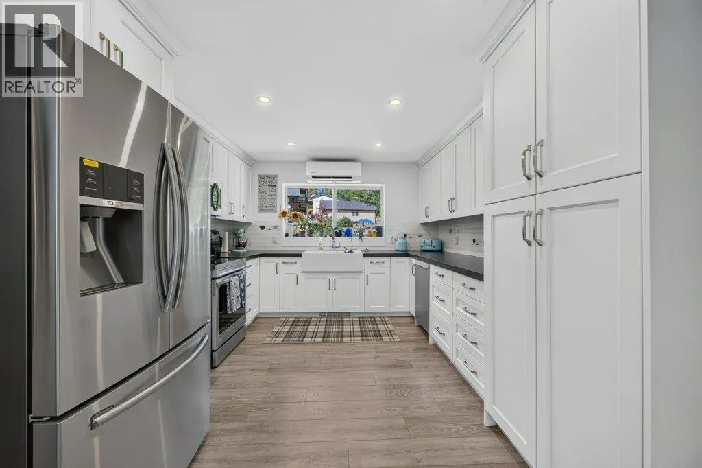 411 Christison Road SW