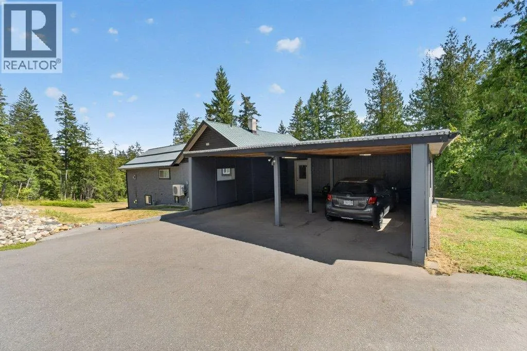 411 Christison Road SW