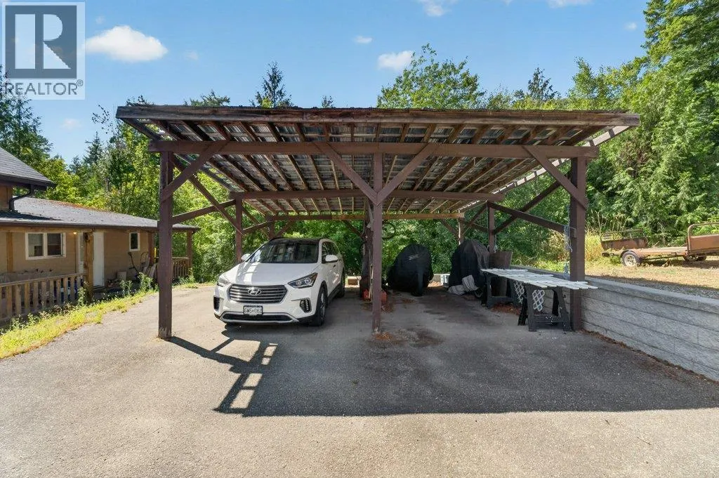 411 Christison Road SW