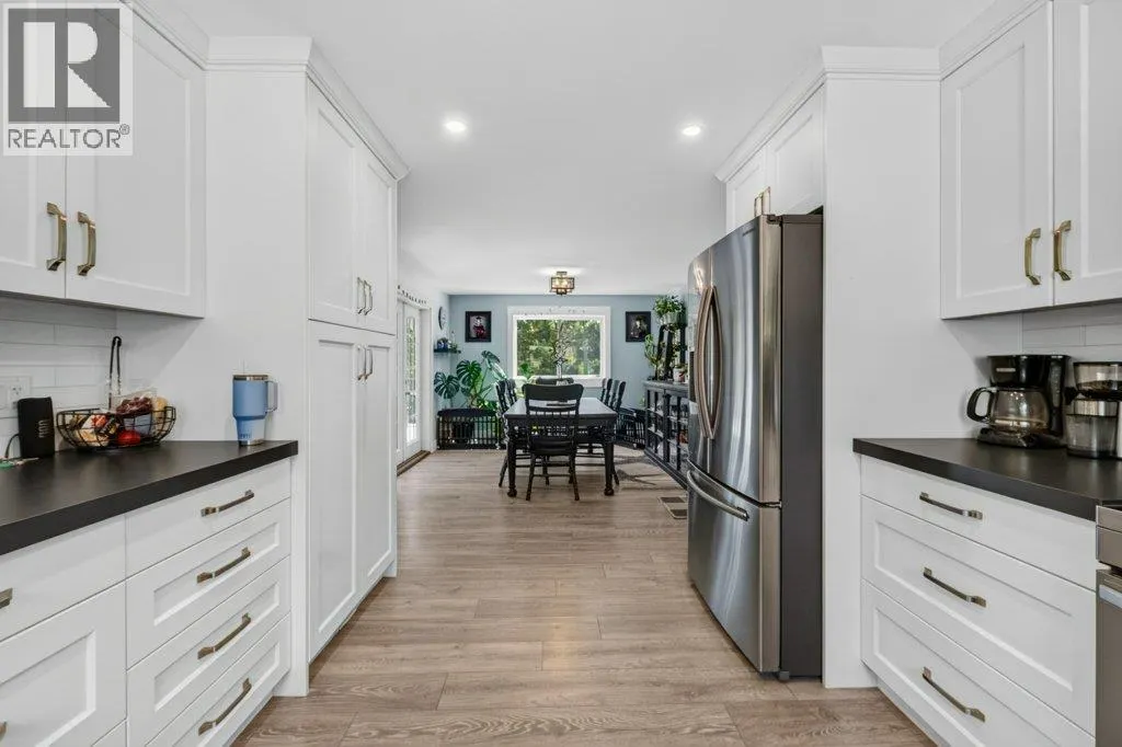 411 Christison Road SW