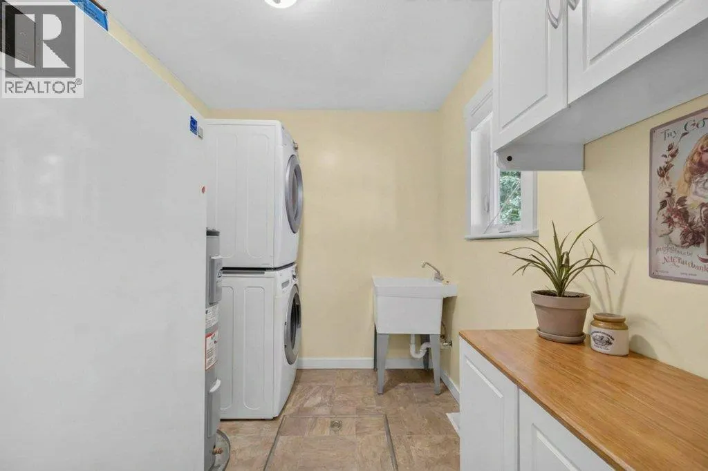 411 Christison Road SW